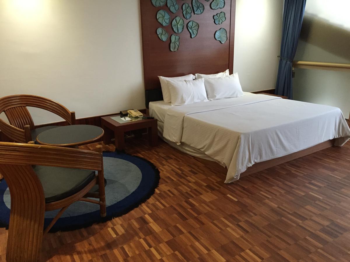 Austin Heights Golf & Hotel Resort Johor Bahru Exteriér fotografie