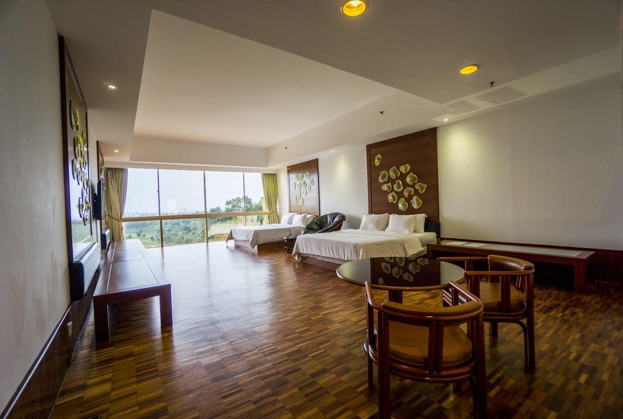 Austin Heights Golf & Hotel Resort Johor Bahru Exteriér fotografie